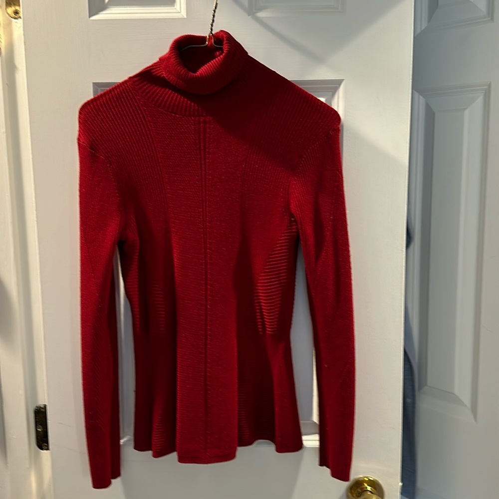 Massimo Dutti sweater in beautiful red